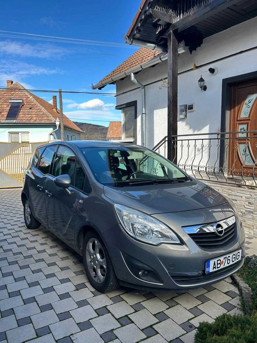Opel Meriva 2012