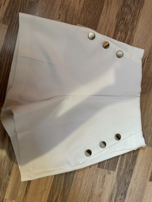 неизползвани зара панталонки