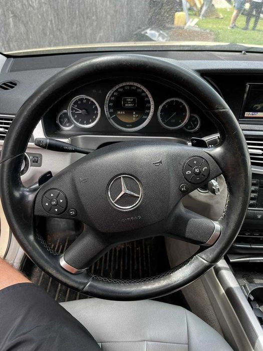 Dezmembrari Dezmembrez Piese piesa Dez Mercedes e Class w212 an 2012 d