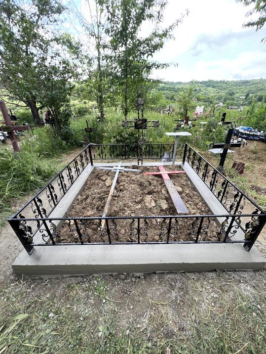Gărduț cimitir o persoană sau două