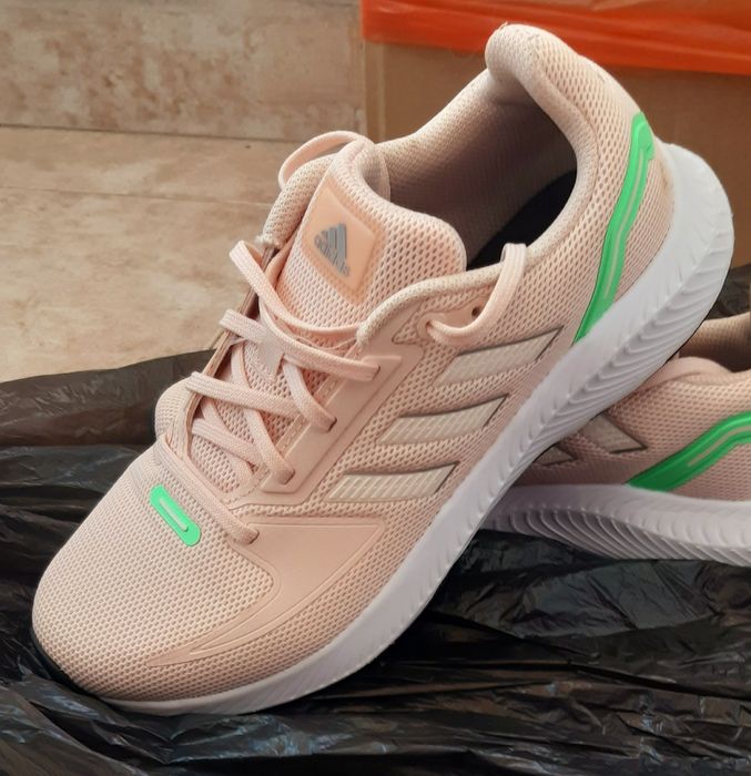 Маратонки Adidas