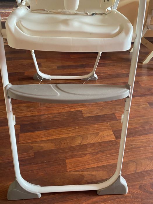 Scaun de masa pentru copii Joie