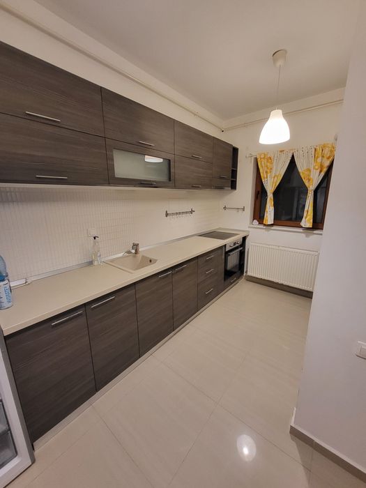 Apartament 3 camere, 2 bai, loc parcare, Otopeni, disponibil imediat
