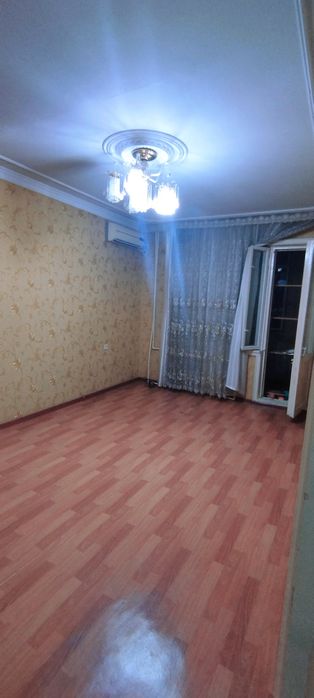 Юнусабад-11, 4/1/4, балкон 1,5х6