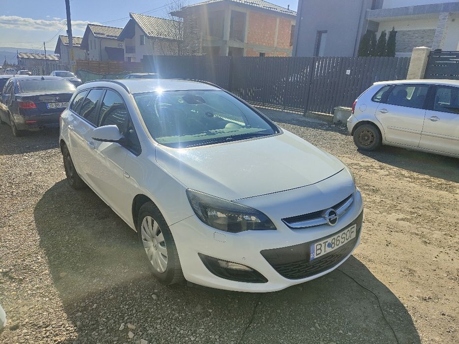 Opel Astra J Sport Tourer  2015
