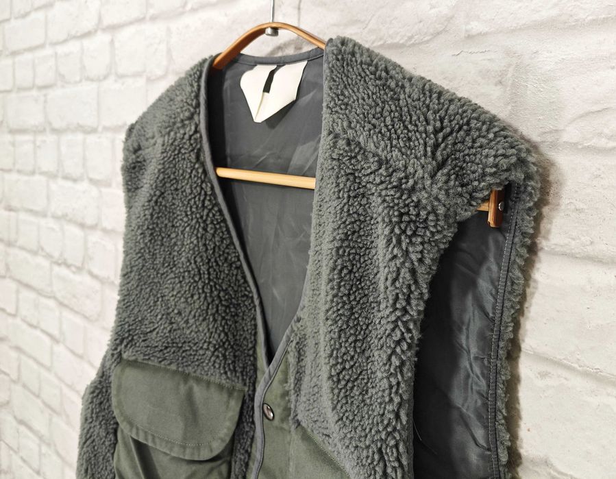 ARKET Оригинална мъжка грейка / жилетка размер М