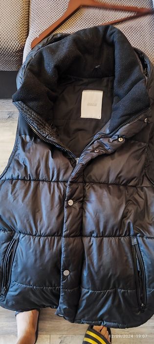 Яке без ръкави Reserved