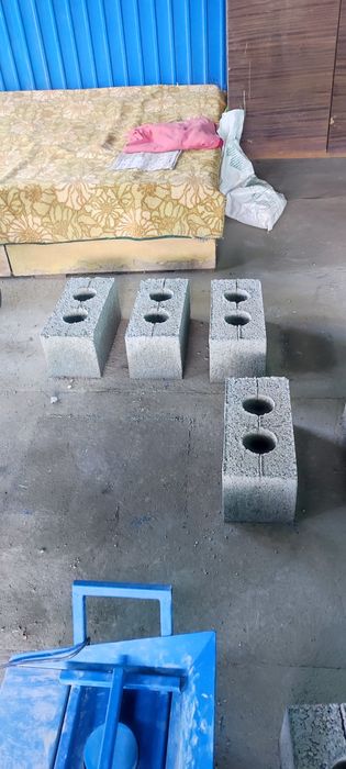 Станок для пескоблока