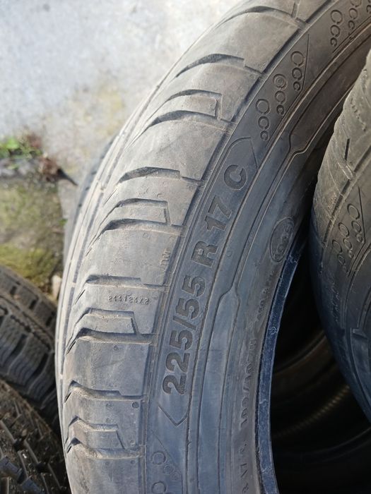 225 55 17  С  за бус Продават се 4 броя