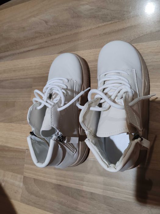 Ghete din piele noi 300 Ron, nr 39 potrivite unui 37,38