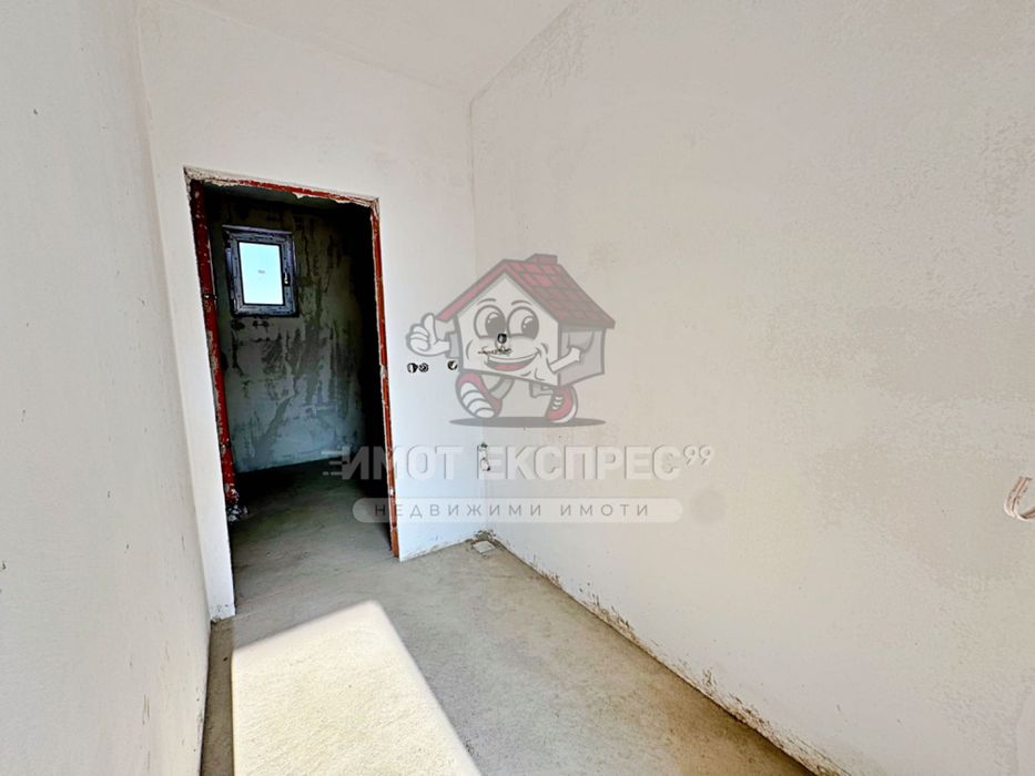 Продава се Тристаен апартамент в Асеновград - 137 кв.м за 1022 €/кв.м - Снимка #16