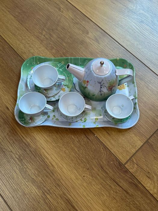 Продам наборы посудок