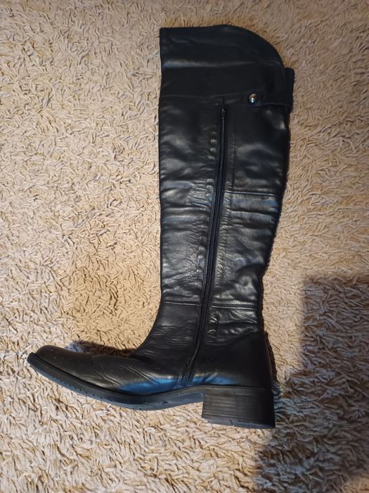 Дамски ботуши тип чизми