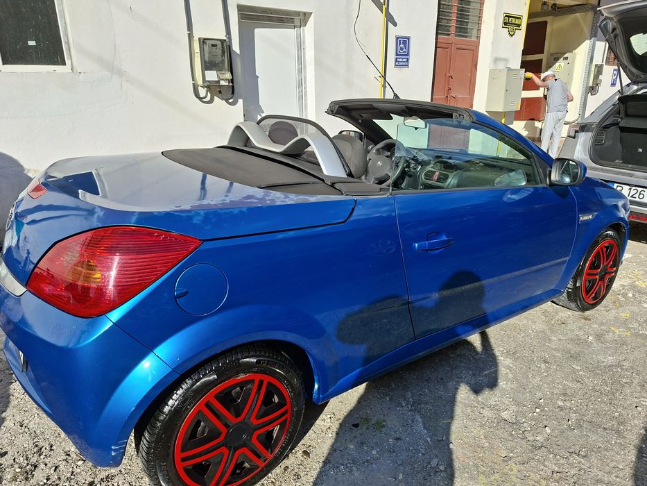 Opel Tigra TwinTop 2006 1.4 Benzină 195.000 km, 5000 lei FIX - Nu schimb