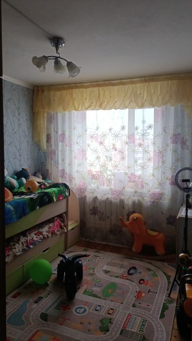 Продам 3х.ком.квартиру, на 8мкр.