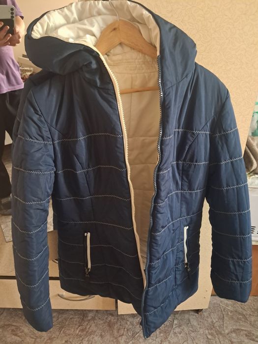 Куртка двухсторонняя размер 46.