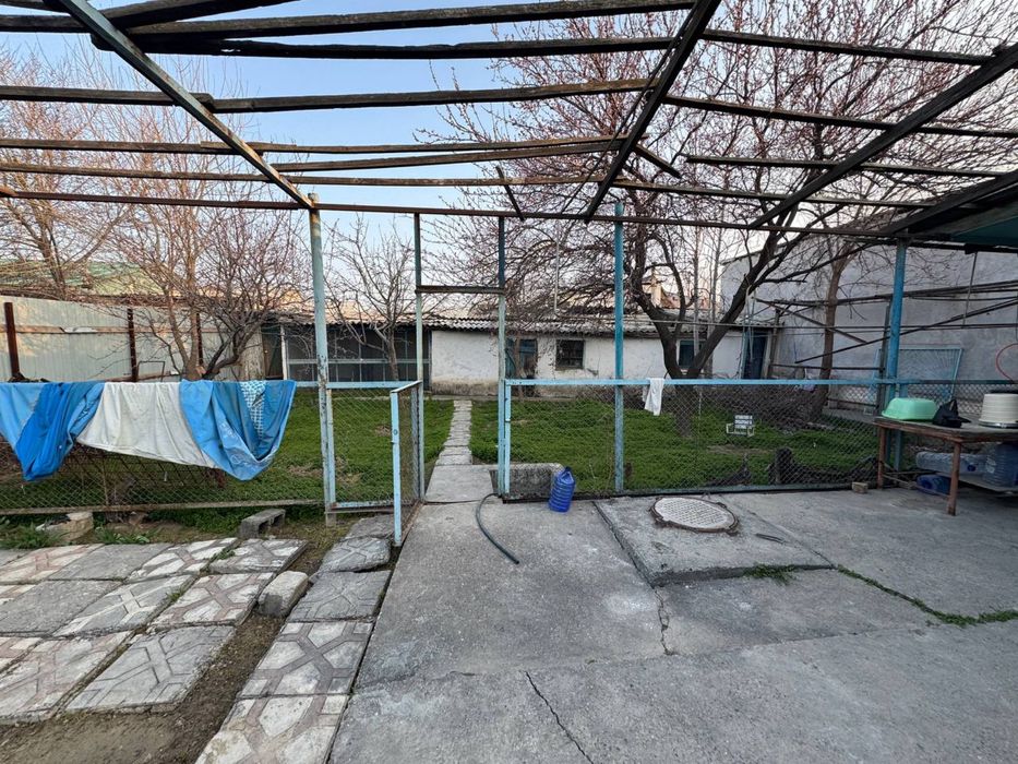 Уй сотилади |  Янгиер шахар