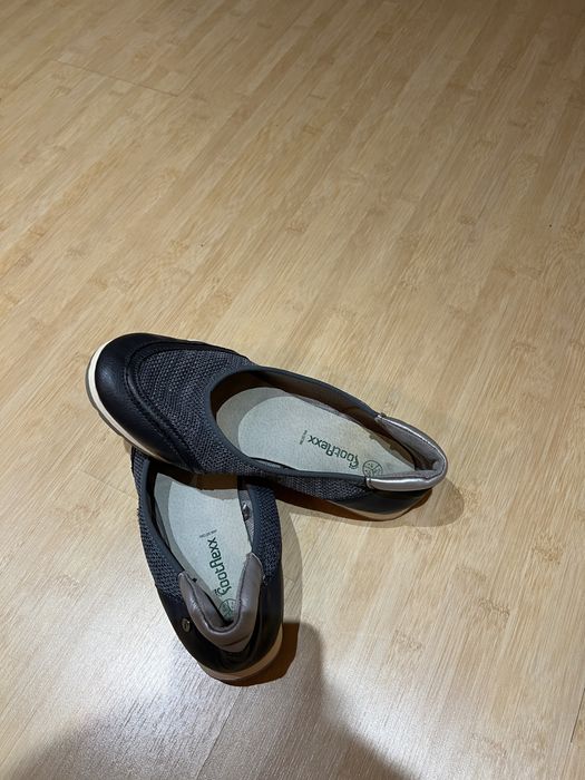 Pantofi dama sport marimea 38