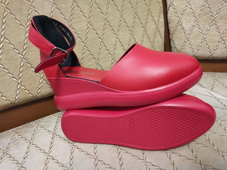 Туфли женские кожаные