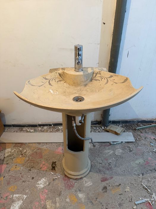 Раковина со смесителем Grohe