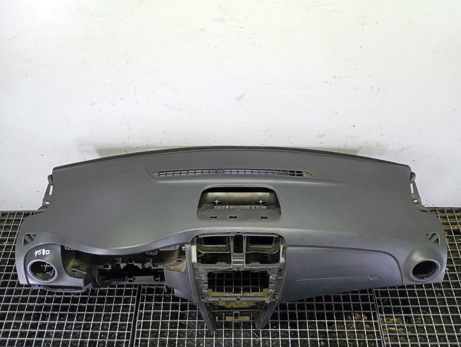 Plansa bord 1127575x Dacia Logan 2 (2013 - 2016) 1.2 benzina D4F732