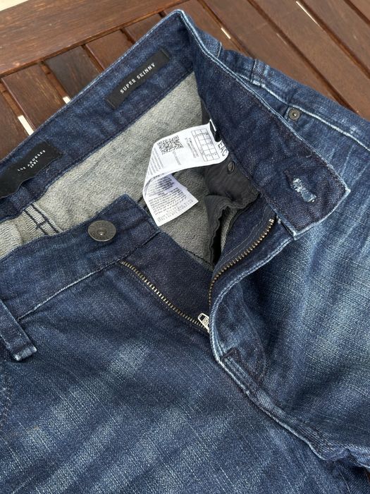 Мъжки дънки GUESS (Super Skinny) - размер 31, Отлично състояние