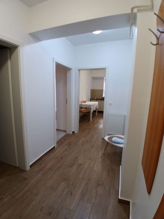 Garsoniera de inchiriat Tractoru Maurer Brasov langa Coresi