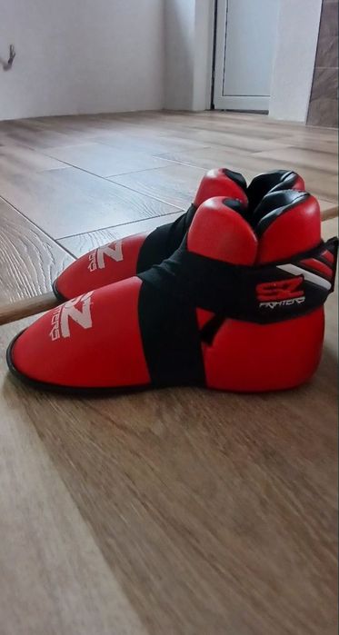 Продавам протектори