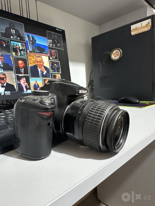Nikon D5000 fotoapparat obyektivi bilan