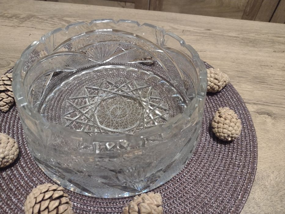 Комплект от кристална масивна купа и същия декор ваза за плодове и цве