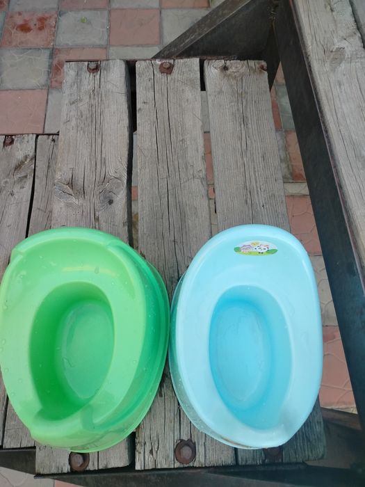 Продам детские горшки