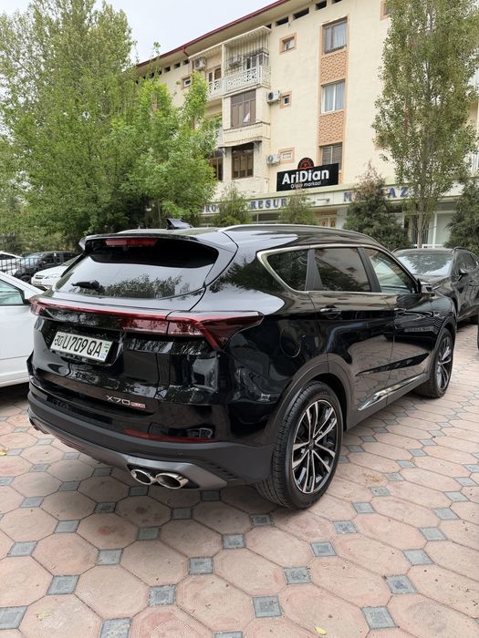 Jetour X70 Plus . Холати Зур