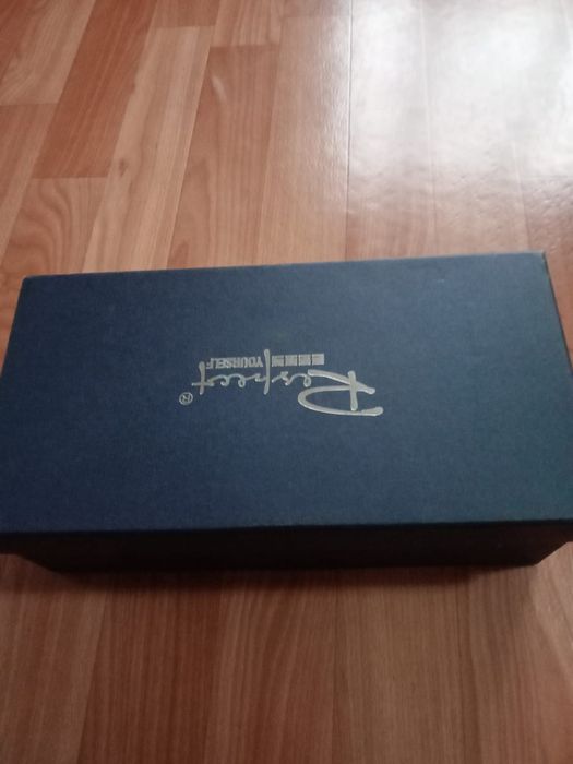 Продам женские туфли 2000 тг