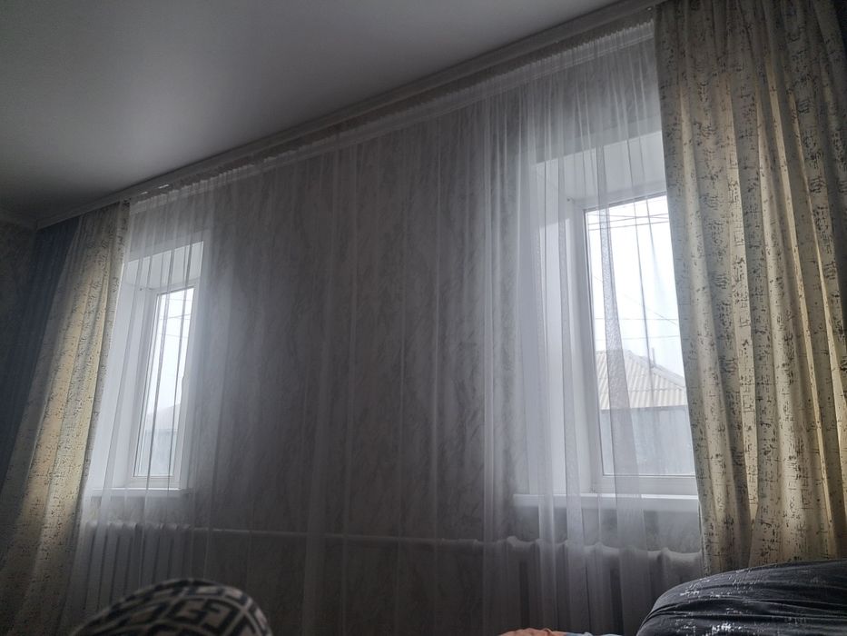 Красивый штор с узорами