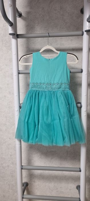 Продам детское праздничное платье