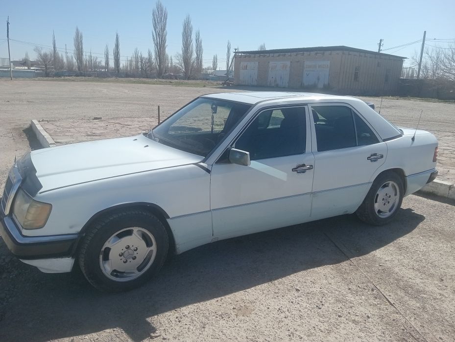 Мерс 124 автомат