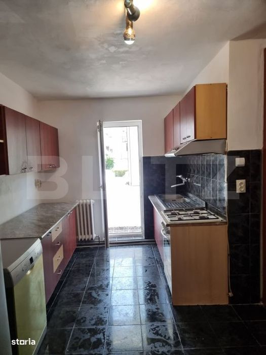 Spatiu comercial, 65 mp, zona Imparatul Traian