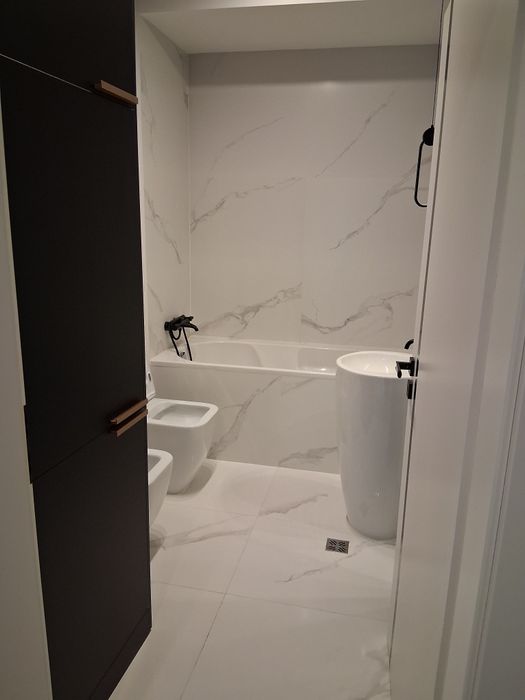 Execut curatenie,curatenie generala,ap,garsoniere,case,birouri,scarii