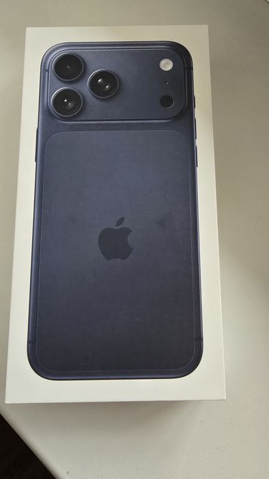 iPhone 17 Pro Max, 512 ГБ, тёмно-синий