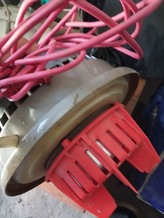 Пылесос продам уралец