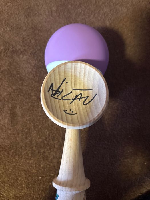 Krom Pop Campionatul National de Kendama Taco Bell