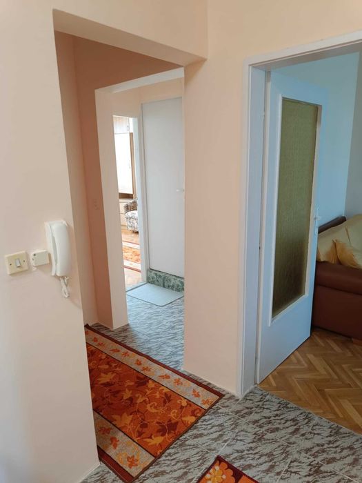 Дава се под наем Тристаен апартамент в Варна, Възраждане 1 - 90 кв.м за 612 € - Снимка #10