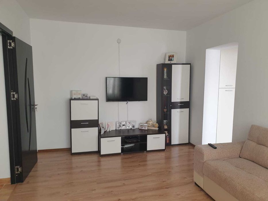 Apartament de inchiriat 2 camere zona Craiovei