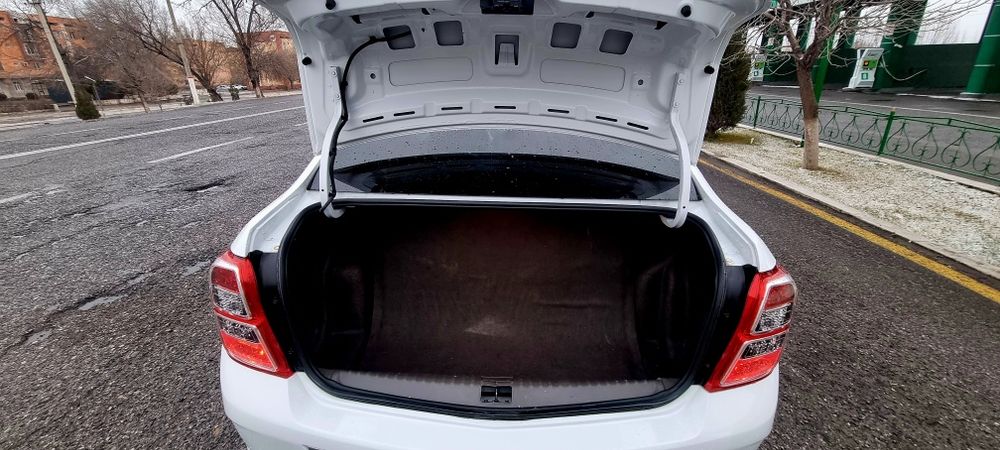 Cobalt 4poz automat sotiladi