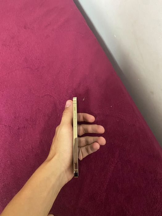 продам iphone 12 pro