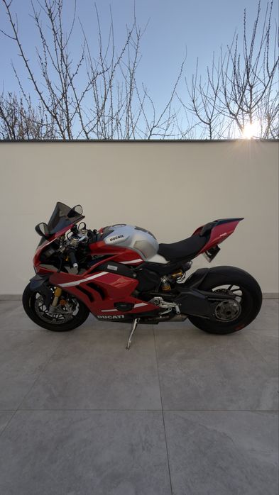 Ducati Panigale V4S