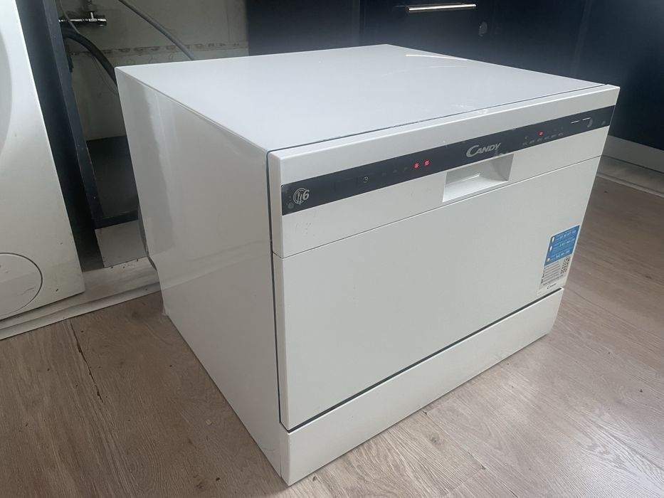 Компактна съдомиялна Candy