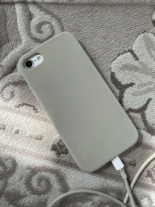 Iphone 7 продается срочно в рабочем состоянии