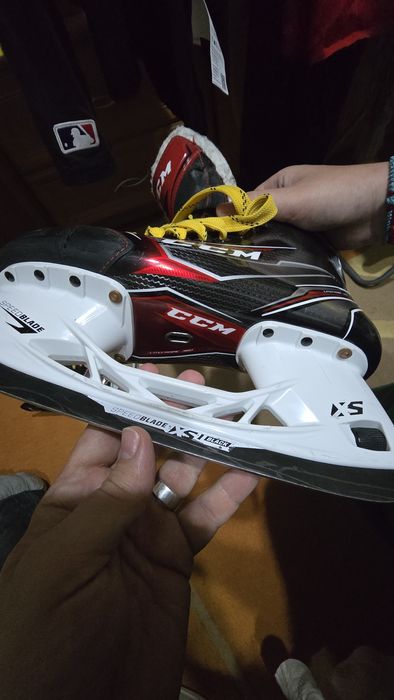 Patine CCM FT2 Jetspeed - astept oferte