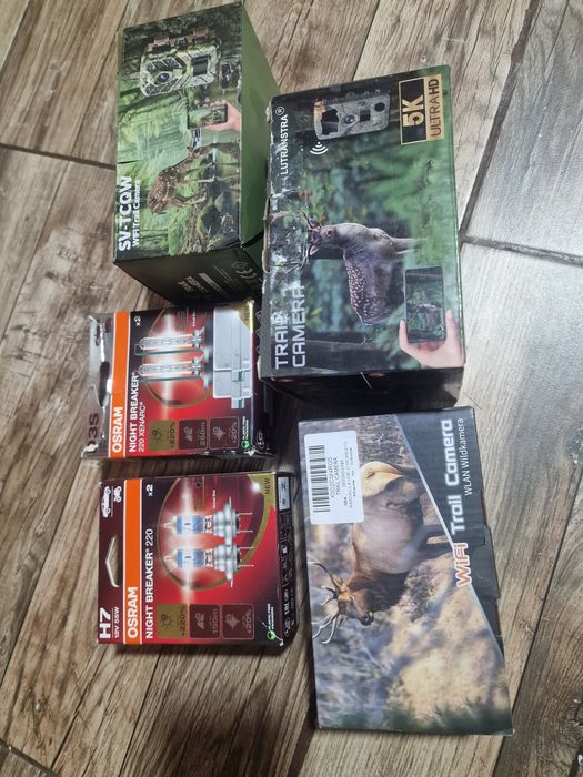 Vand camere de câmp,becuri osram!